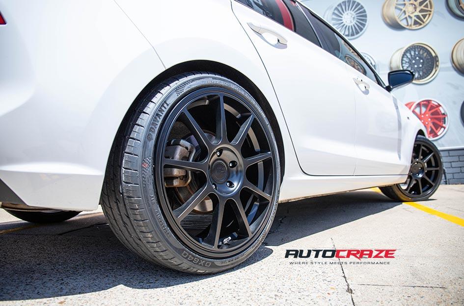 HYUNDAI I30 MR138 SATIN BLACK